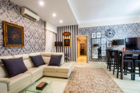 Smart House Colosseo by BarbarHouse